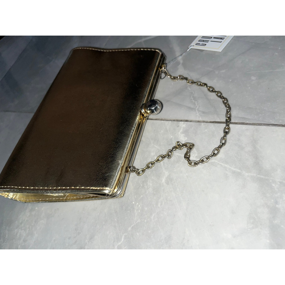 Vintage Gold Metallic Clutch with Chain - Picture 8 of 9